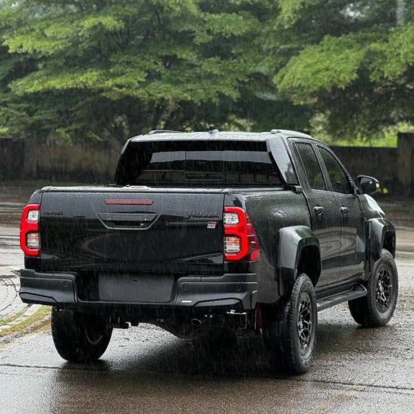 🚀HILUX GR SPORT 2025 OU 365K NO PIX🚀